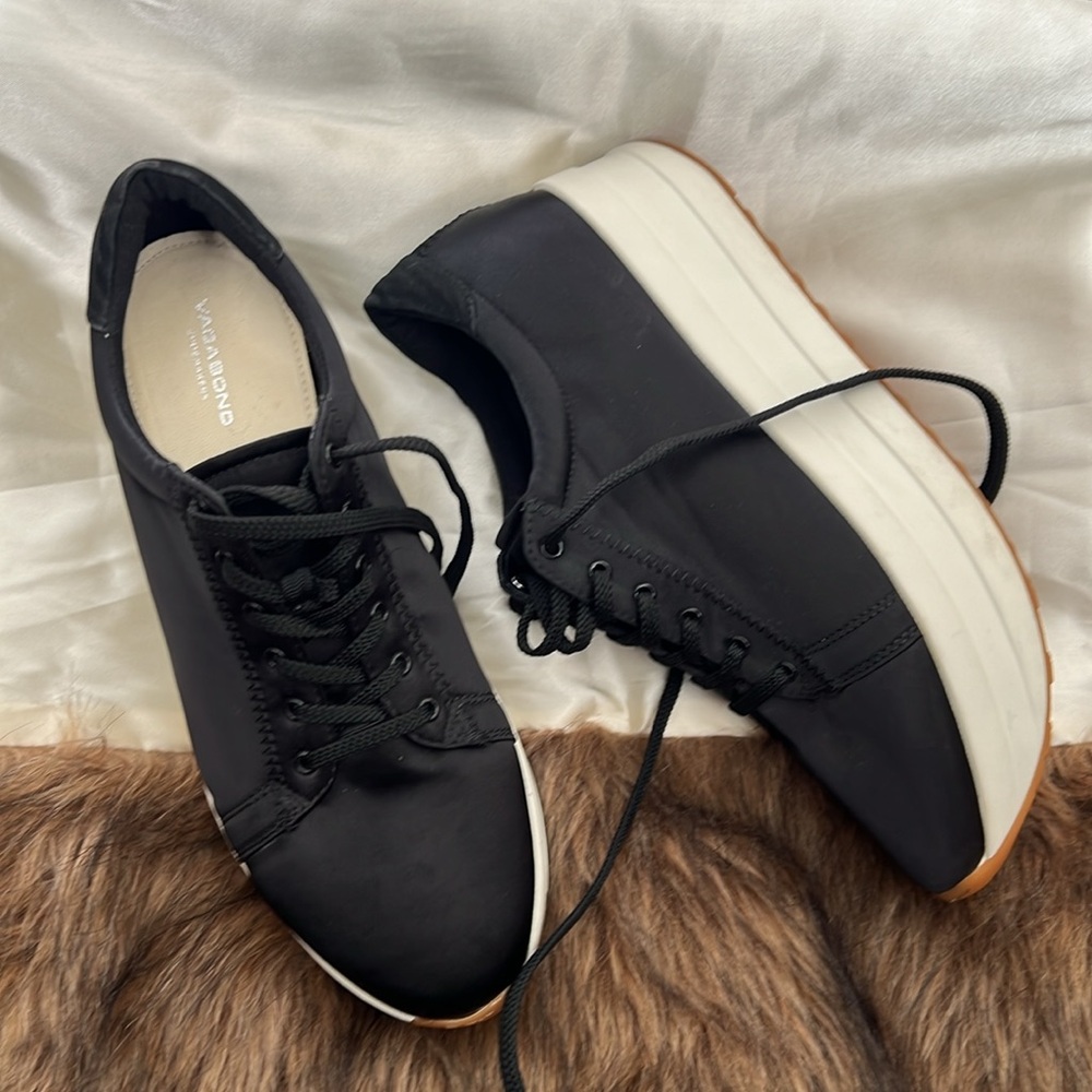 Vagabond Shoemakers Platform Satin Lace-Up Sneakers Size 8 (39)